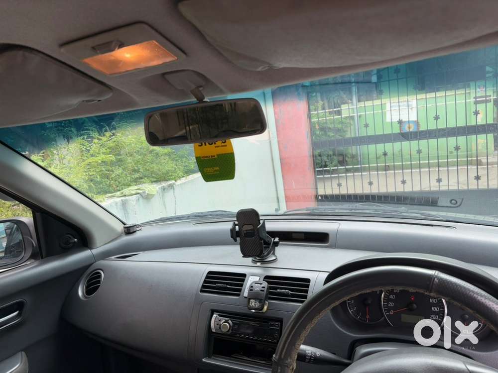 Swift 2010 Maruti Petrol