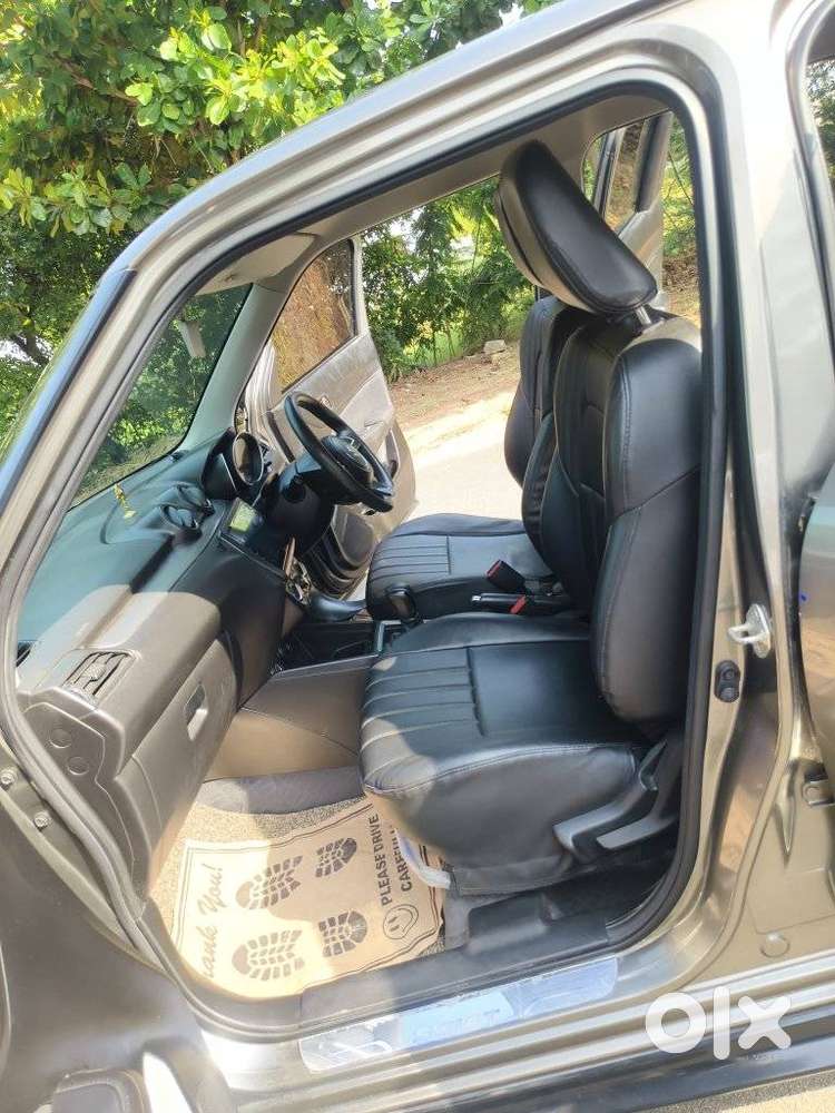 Maruti Suzuki Swift, 2023, Petrol