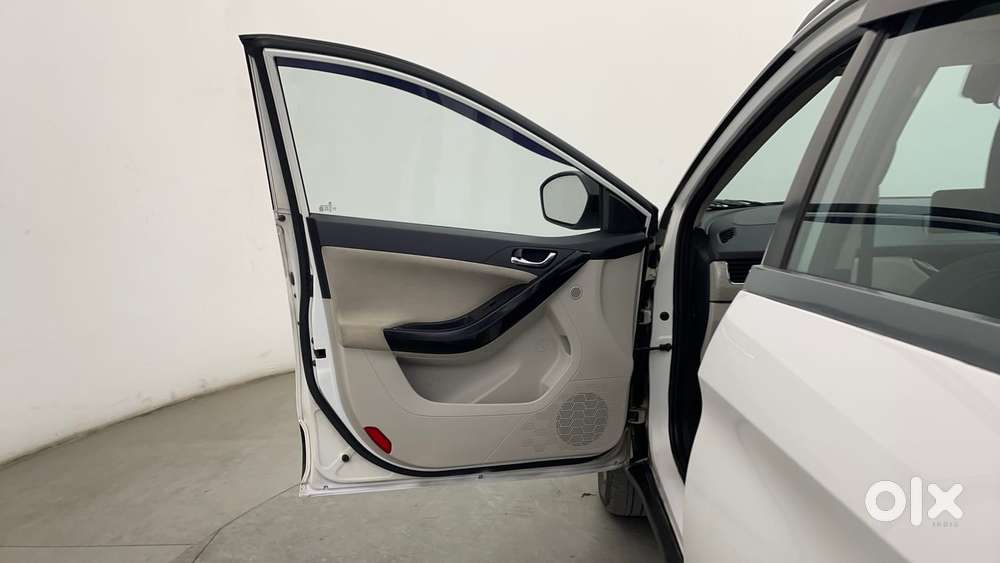Tata Nexon 1.5 Revotorq Xza Plus S Amt, 2022, Petrol
