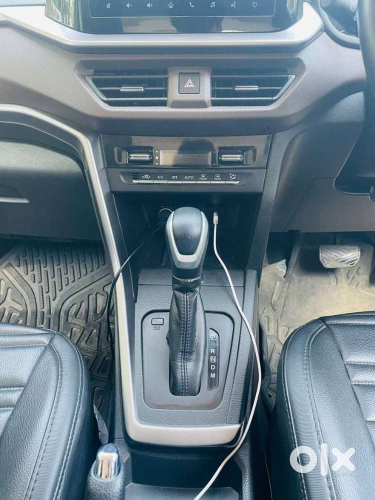 Maruti Suzuki Brezza 1.5 Zxi At Smart Hybrid, 2023, Petrol