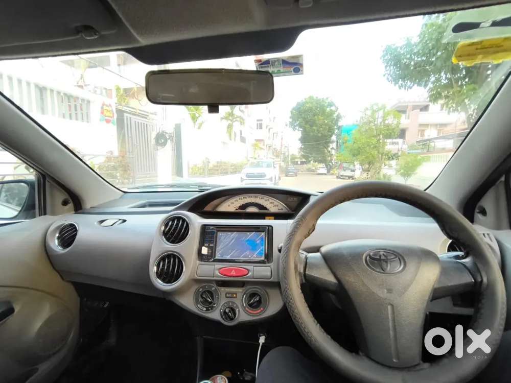 Toyota Etios Liva 2011