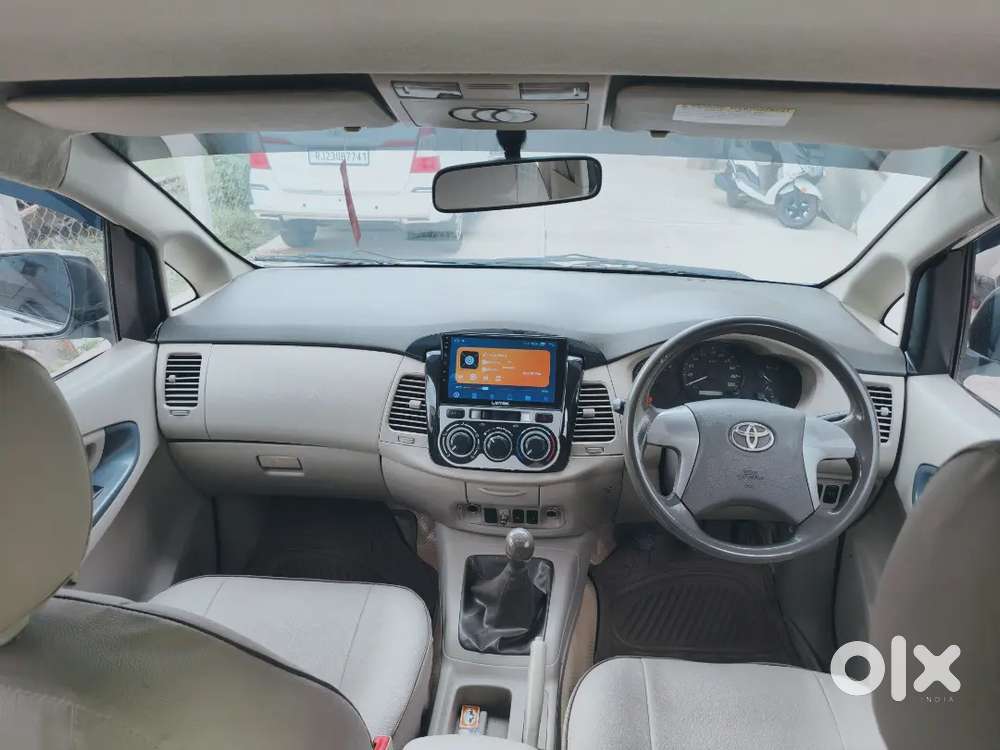 Toyota Innova 2013 Diesel Well Maintained
