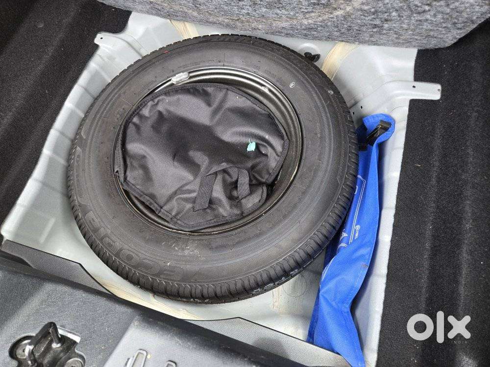 Tata Altroz Xz Plus (s), 2023, Petrol