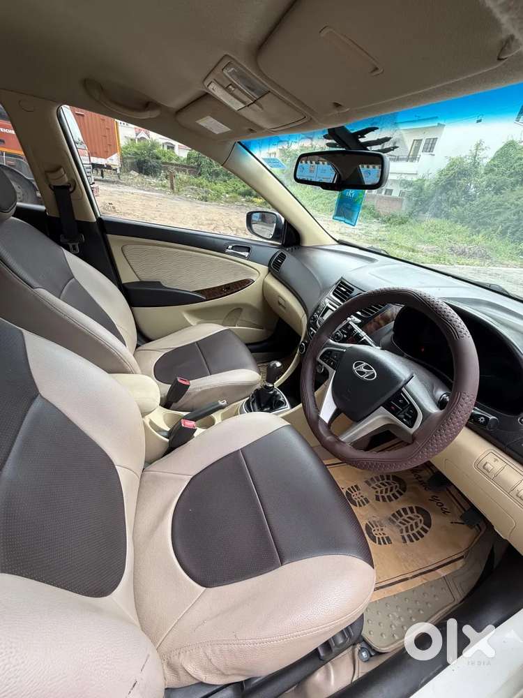 Hyundai Verna Fluidic 1.6 Vtvt Sx, 2014, Petrol