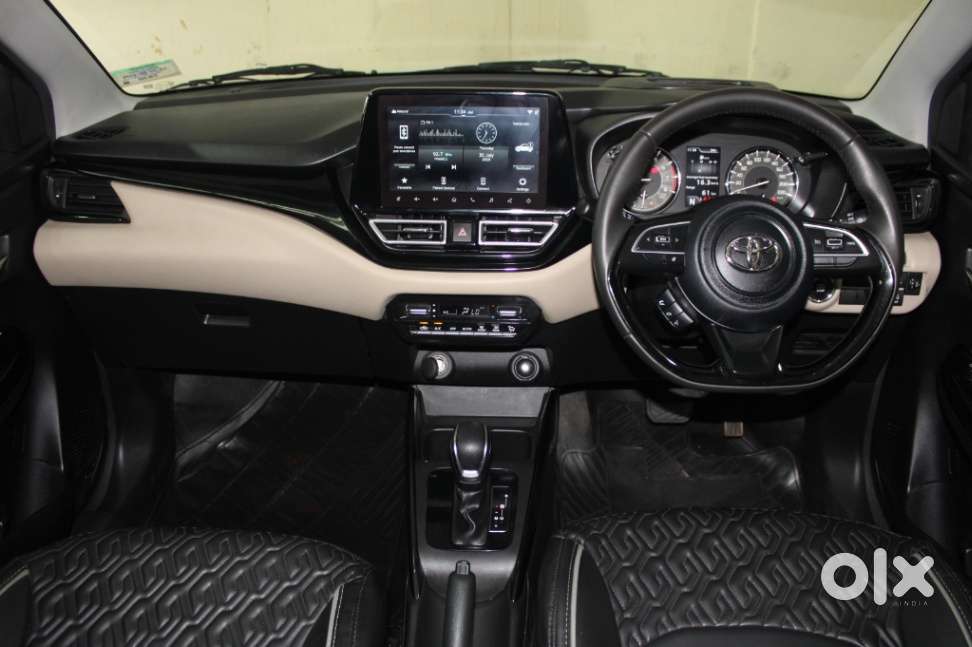 Toyota Glanza 1.2 V Amt, 2024, Petrol