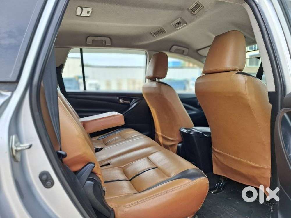 Toyota Innova Crysta 2.4 G Mt 8s, 2019, Diesel