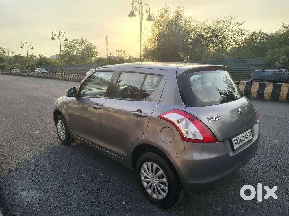 Maruti Suzuki Swift Vxi + Manual, 2016, Petrol