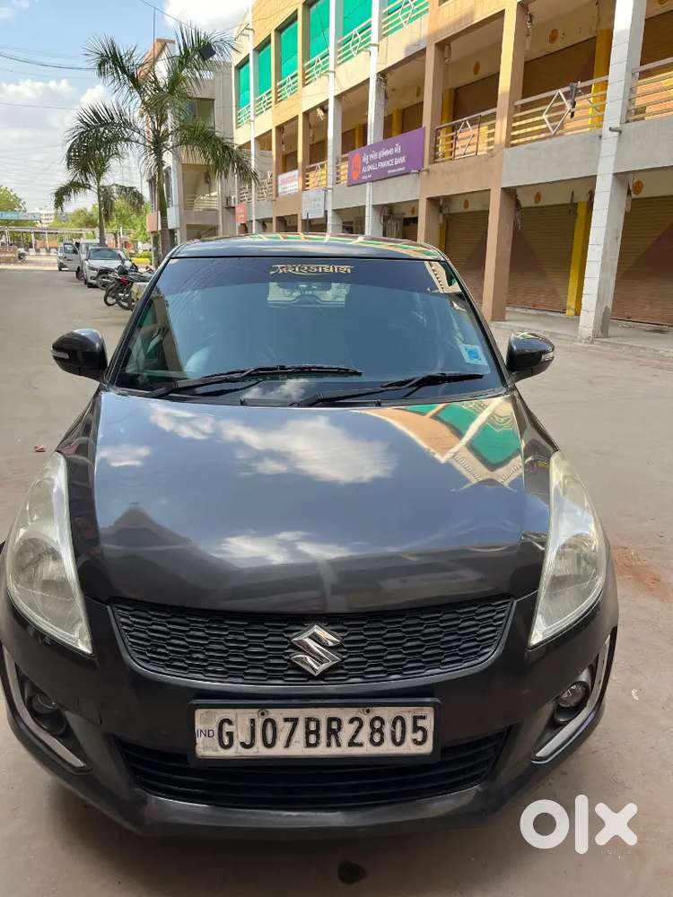 Maruti Suzuki Swift 2015 Diesel 75000 Km Driven