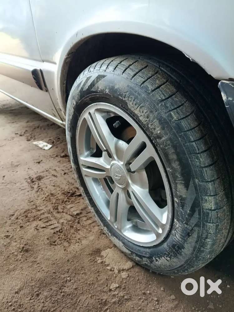 Maruti 800 5 Allow Wheel Good Condition.
