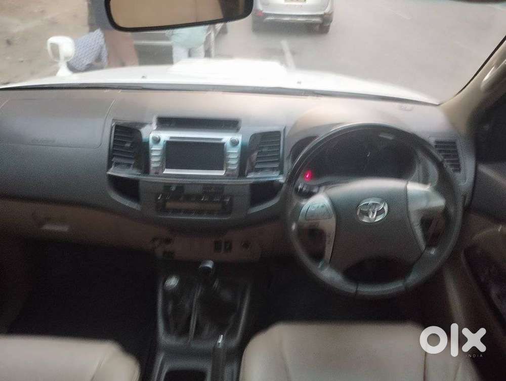 Toyota Fortuner 3.0 4x4 Manual, 2013, Diesel