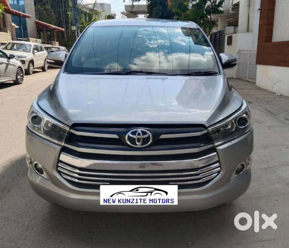 Toyota Innova Crysta 2.4 G Mt, 2016, Diesel