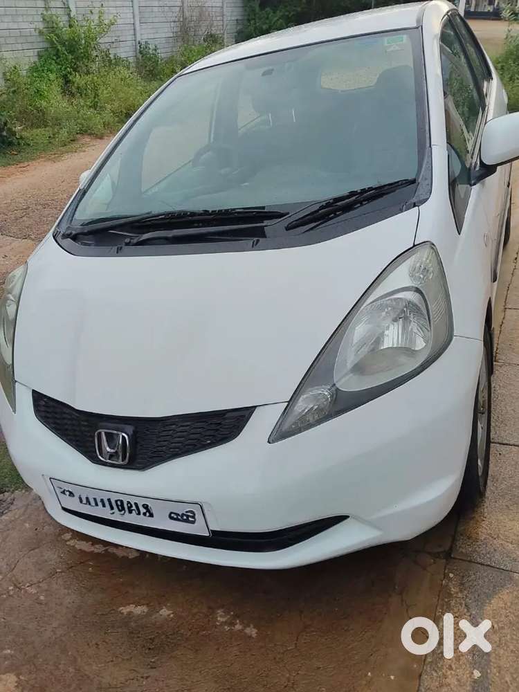 Honda Jazz Petrol Less Driven