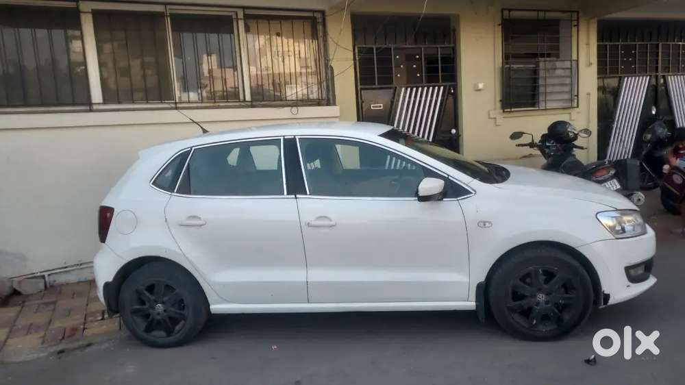 Volkswagen Polo 2011 Cng & Hybrids9