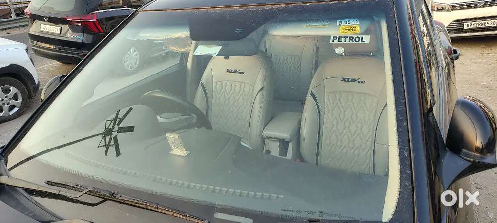 Mahindra Xuv300 W8 Dec 2020 Petrol Well Maintained