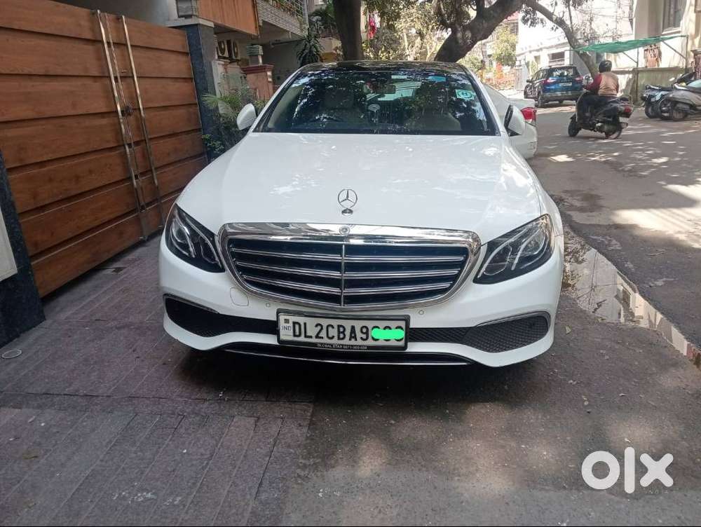 E200 Petrol White Mercedes 2019/dl No. With S Class Grill In Front