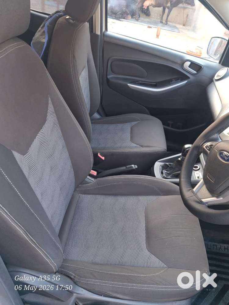 Ford Aspire Titanium Blu 2016