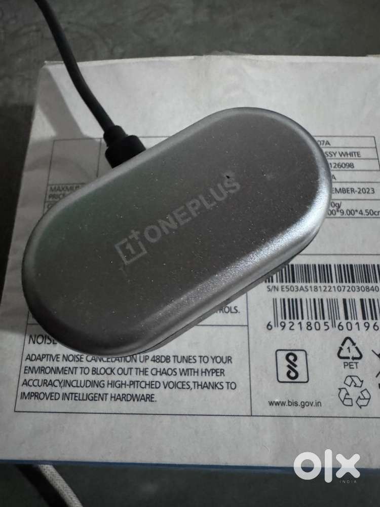 Ear buds one puls