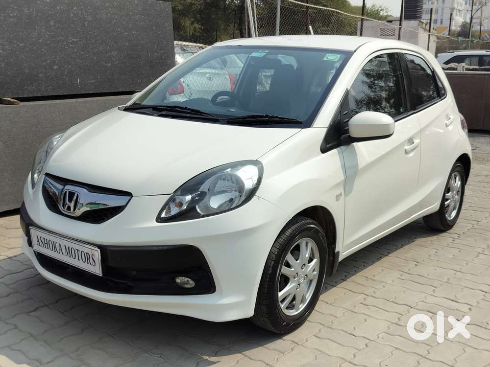 Honda Brio 2011-2013 V Mt, 2012, Petrol