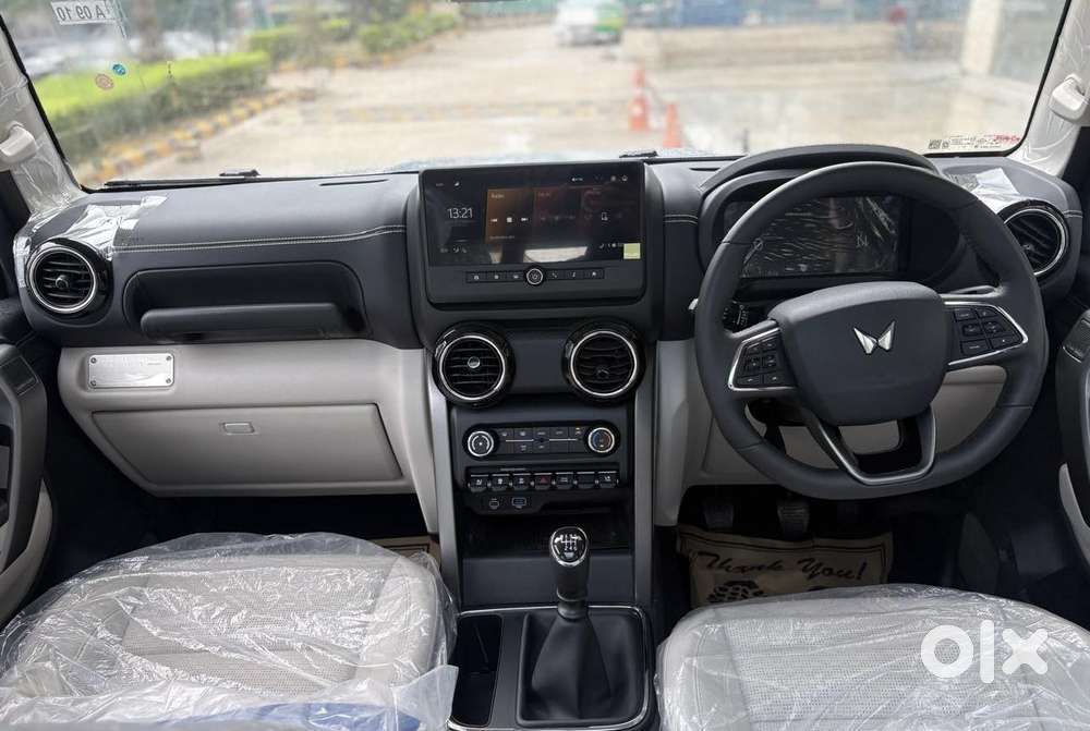 Mahindra Thar Roxx Ax7 L Diesel Mt 2wd, 2025, Diesel