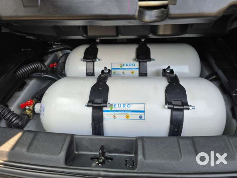 Tata Nexon Pure 1.2 Revotron Petrol 6 Mt, 2025, Cng & Hybrids