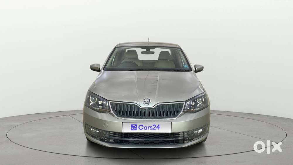 Skoda Rapid 1.6 Mpi At Style, 2016, Petrol