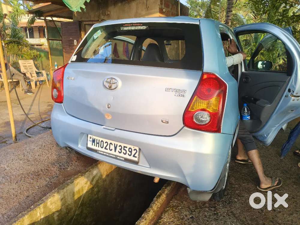Toyota Etios Liva 2012
