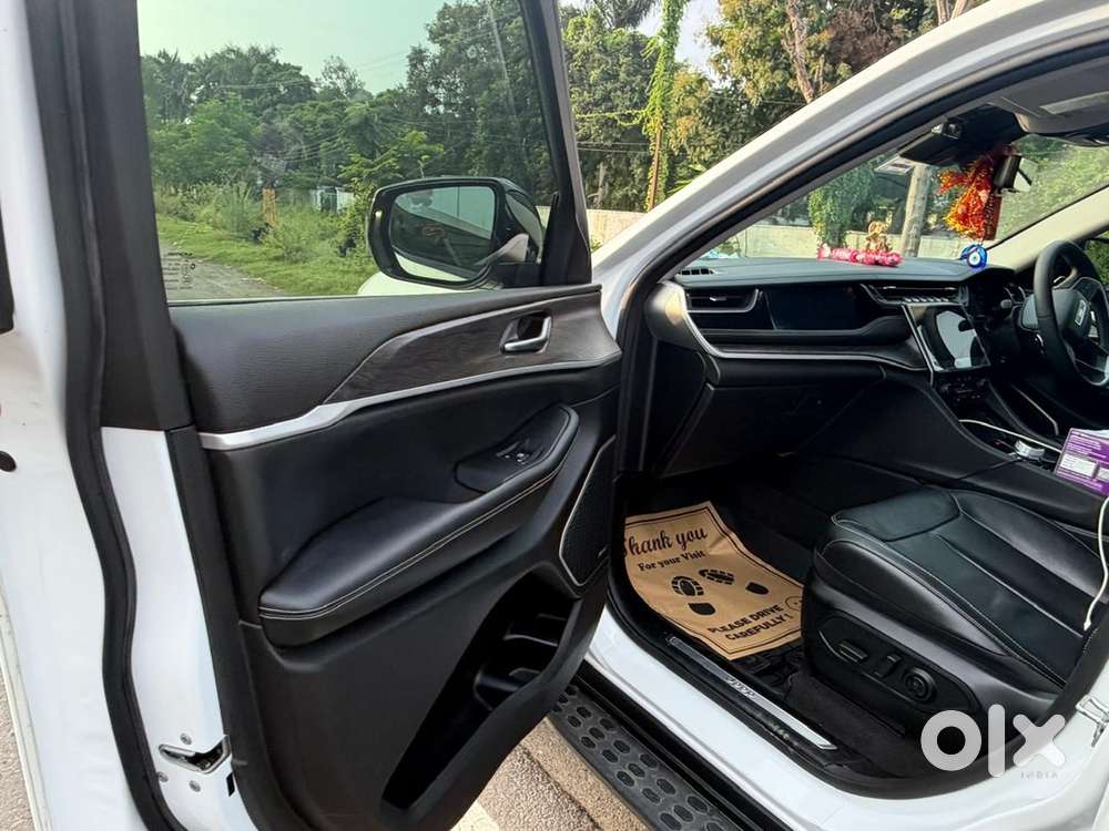 2023 Jeep Grand Cherokee Limited (o)