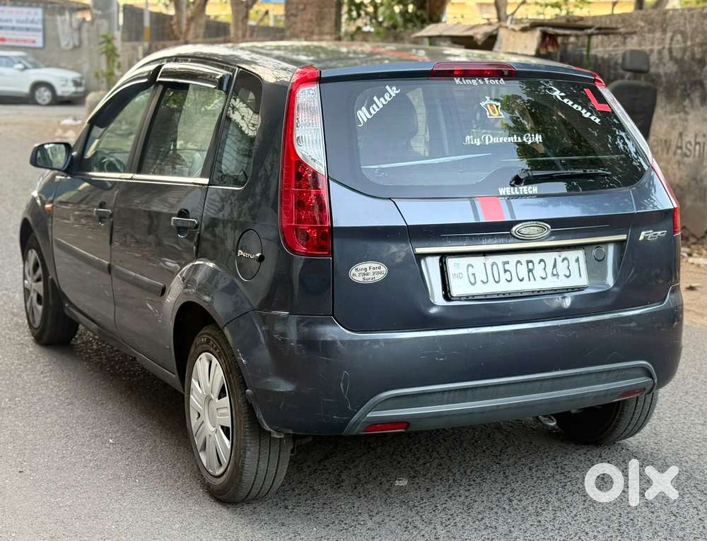 Ford Figo, 2011, Petrol