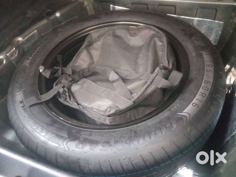 Tata Nexon Pure 1.2 Revotron Petrol 6 Mt, 2025, Petrol