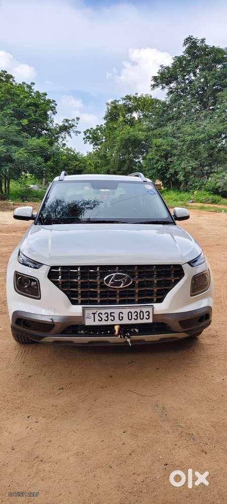 Hyundai Venue S Plus Mt 1.2 Kappa, 2022, Petrol