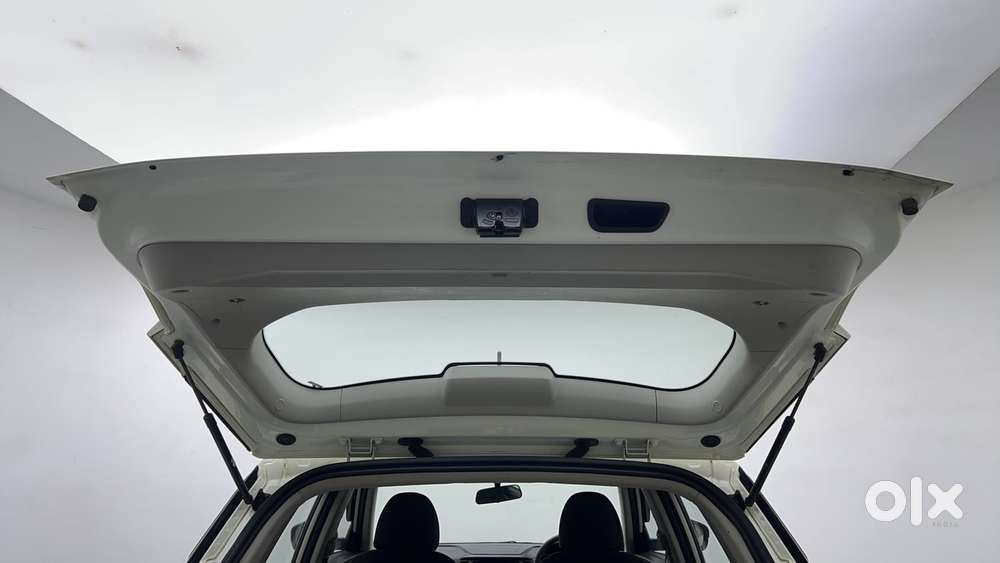 Mahindra Xuv300 W6, 2022, Petrol