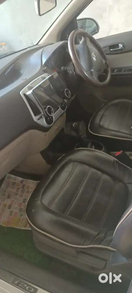Hyundai I20 Asta 2012 Model