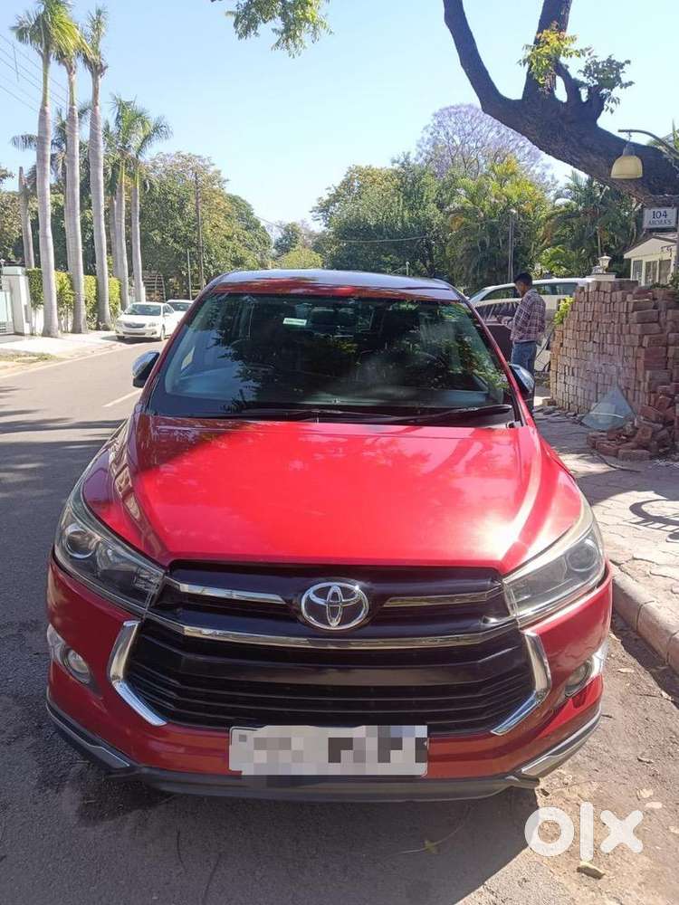 Toyota Innova Crysta 2017 Diesel Well Maintained