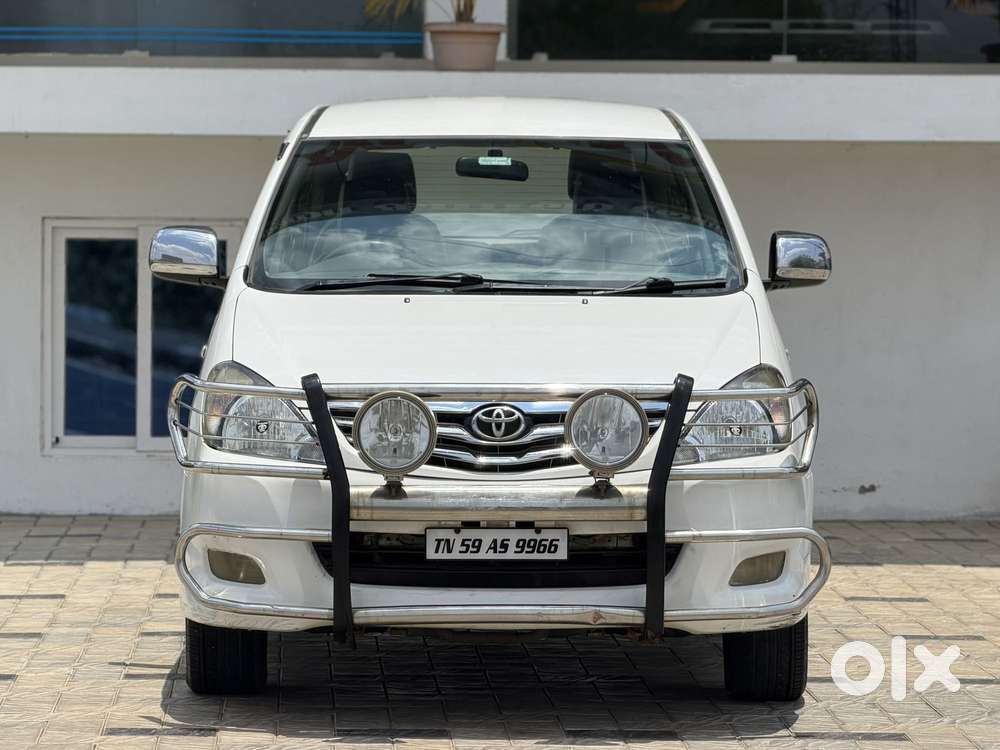 Toyota Innova 2.5 V 7 Str, 2011, Diesel