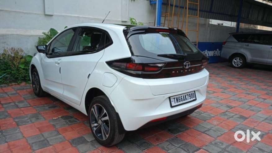 Tata Altroz Xz, 2022, Petrol