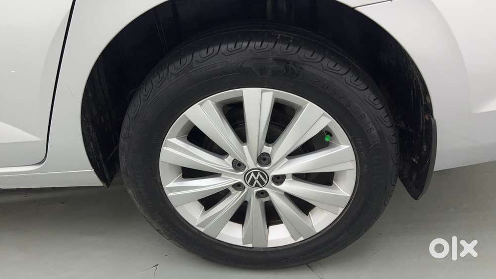 Volkswagen Virtus Highline Plus 1.0 Tsi At, 2022, Petrol