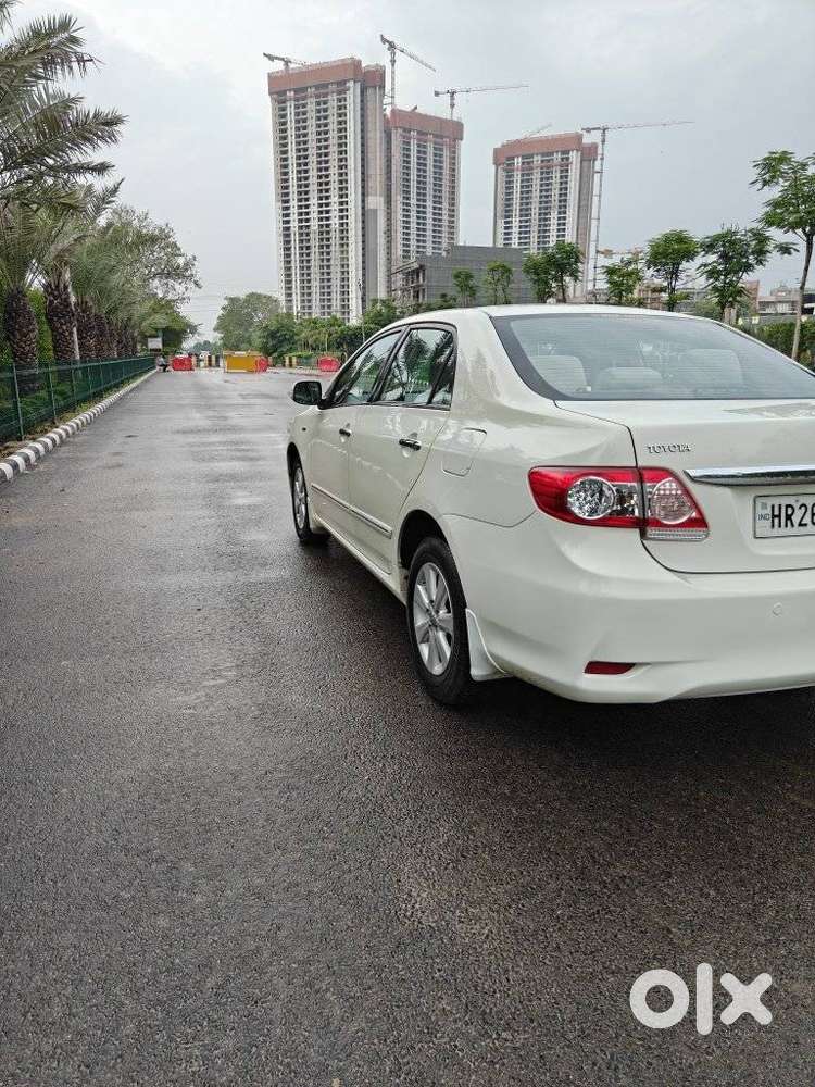 Toyota Corolla Altis G, 2014, Petrol