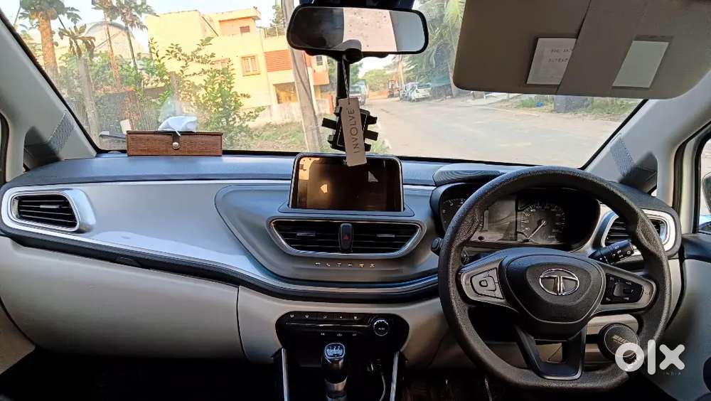 Tata Altroz 2023 Petrol Well Maintained