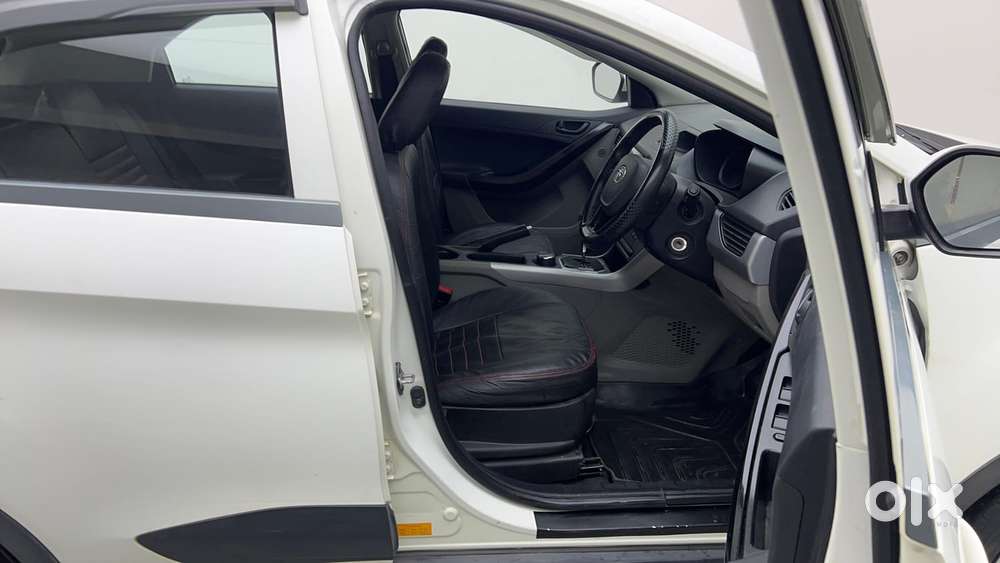 Tata Nexon 1.5 Revotorq Xma Amt (s), 2019, Petrol