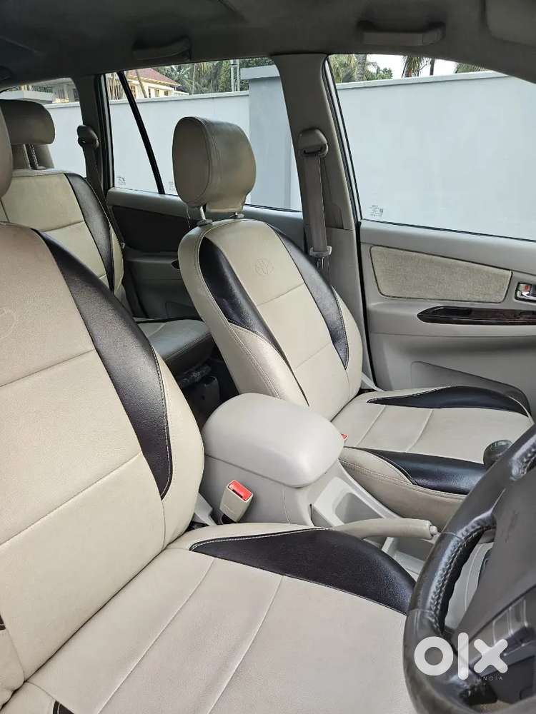 Toyota Innova V 2013 Original Kerala