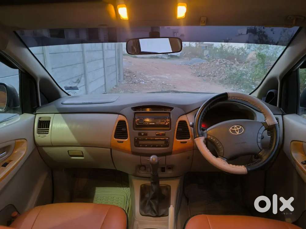 Toyota Innova 2009