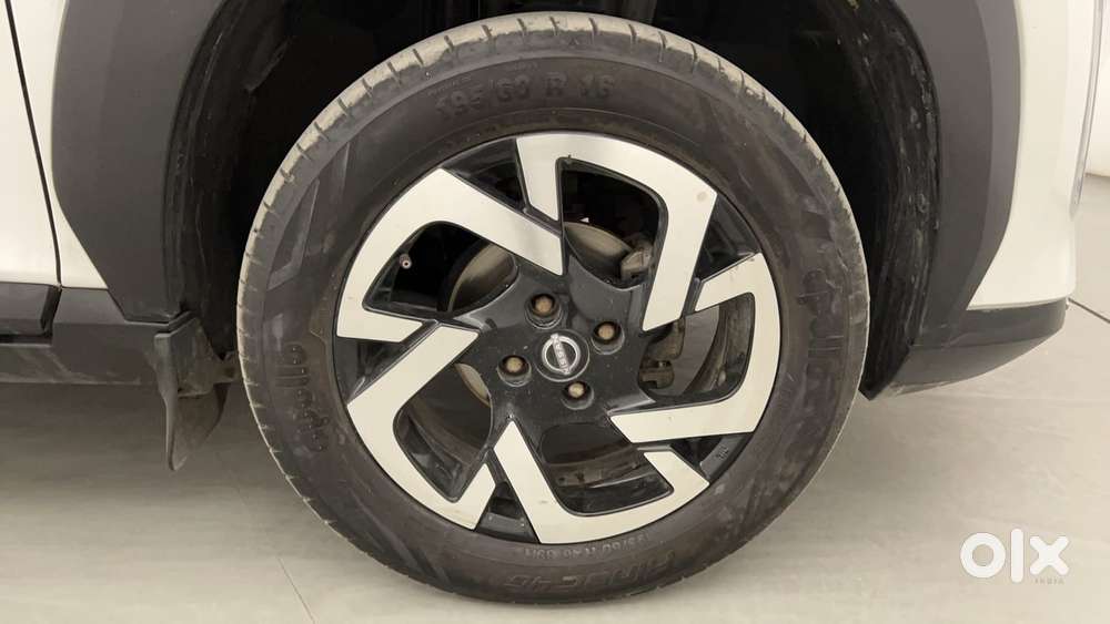 Nissan Magnite 1.0 Xv Premium Turbo, 2022, Petrol