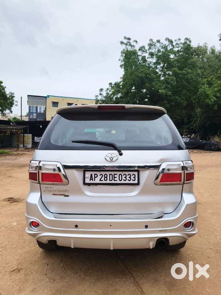 Toyota Fortuner 3.0 4x4 Manual, 2010, Diesel