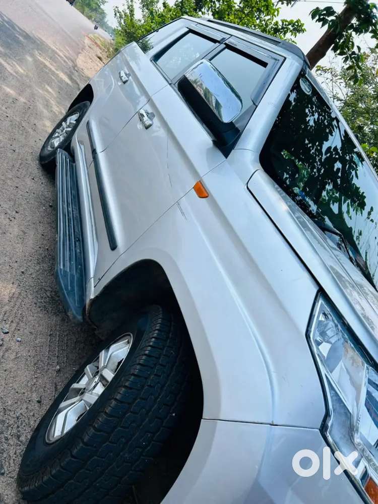 Mahindra Tuv 300 2017 Diesel 152500 Km Driven
