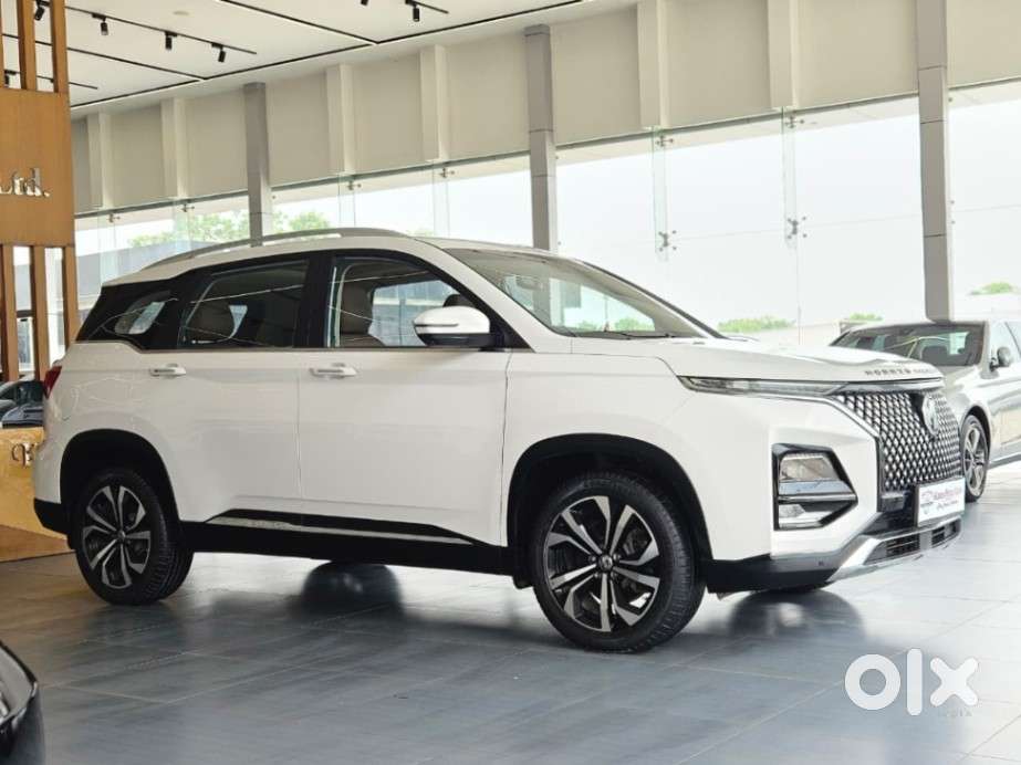 Mg Hector Plus Savvy Pro 1.5 Turbo Petrol Cvt 7 Str, 2023, Petrol