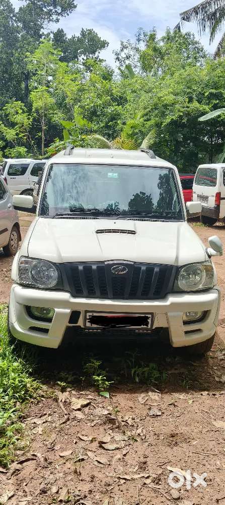 Mahindra Scorpio  2.2 S Mt 2010