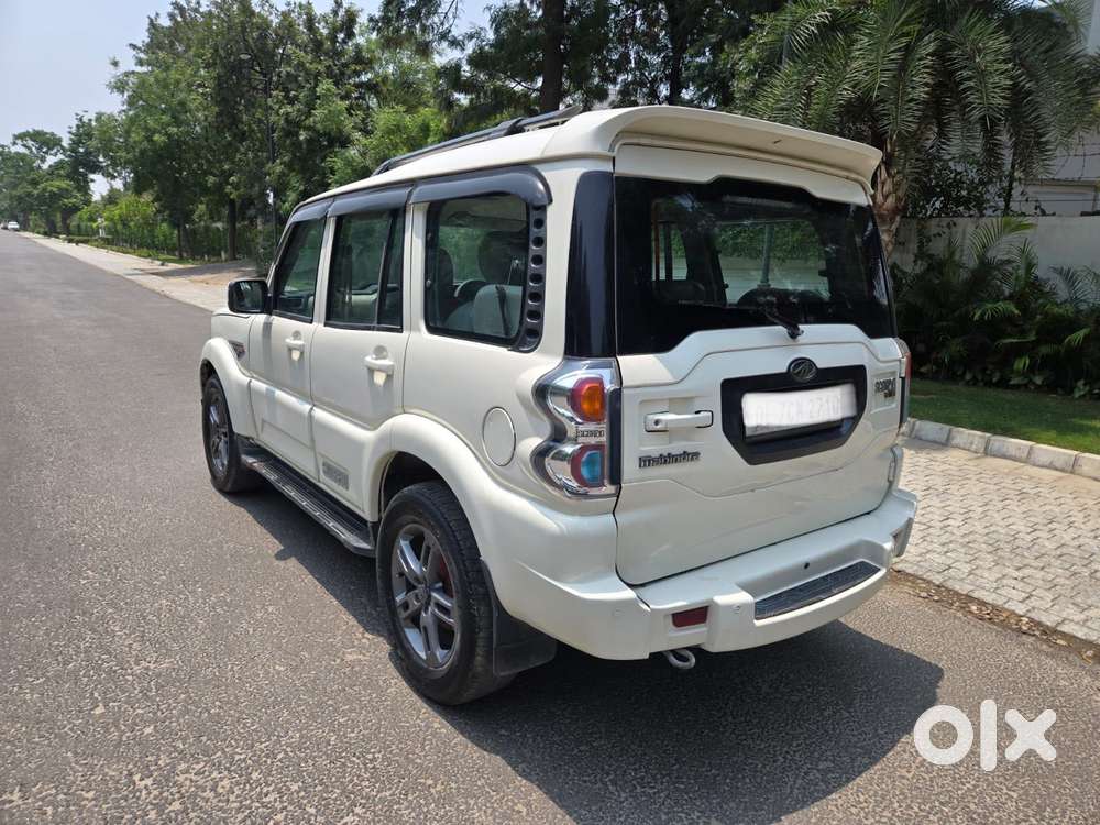 Mahindra Scorpio S6 Plus, 2015, Diesel