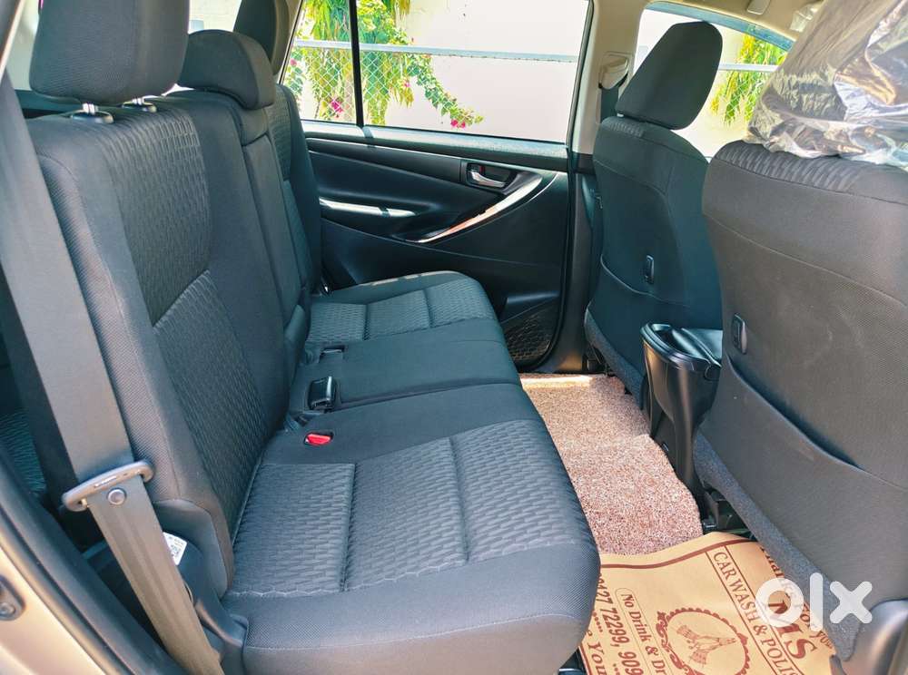 Toyota Innova Crysta 2.4 Gx Limited Edition At 8 Str, 2025, Diesel
