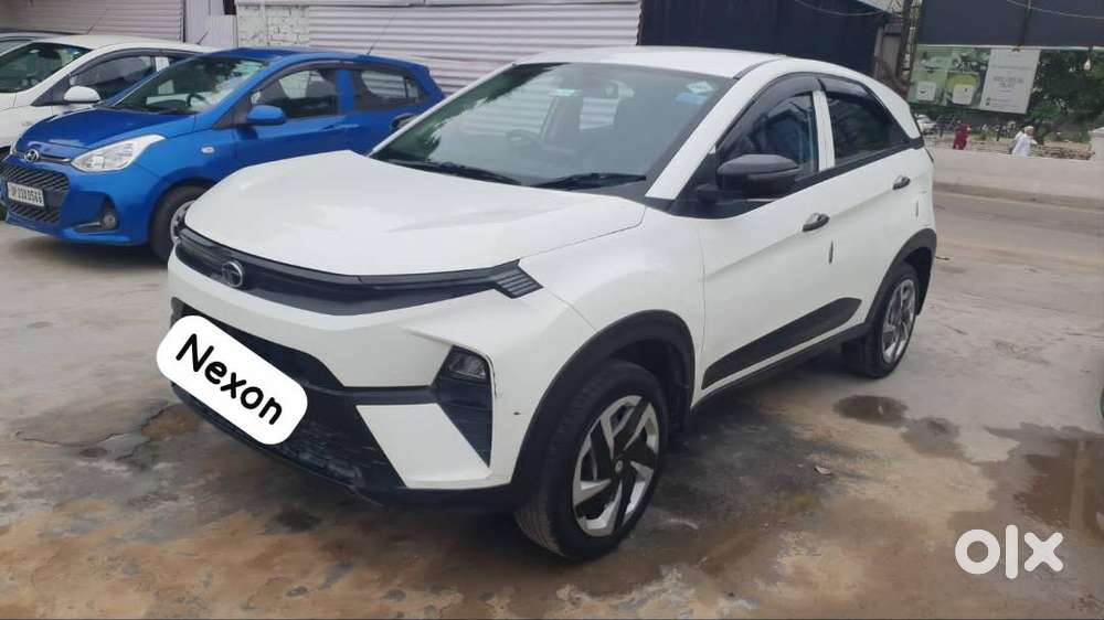 2024 Tata Nexon Cng