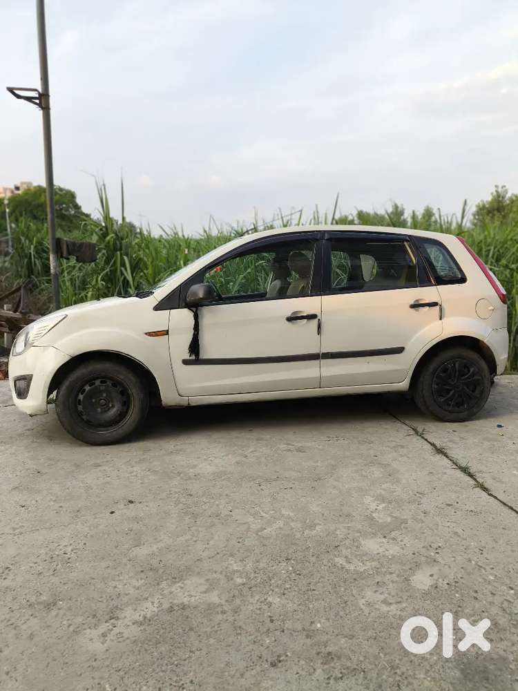 Ford Figo Lxi Diesel 2014